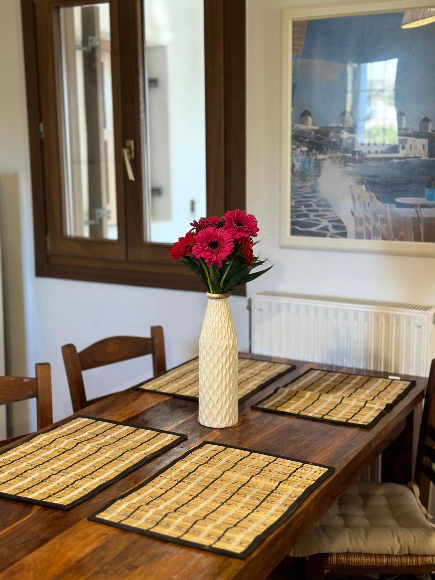 Divers House Agrari  Esterno foto